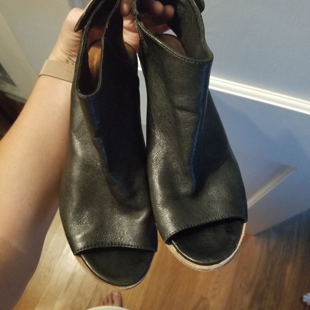 Steven Open Toe Bootie - Picture 3 of 7